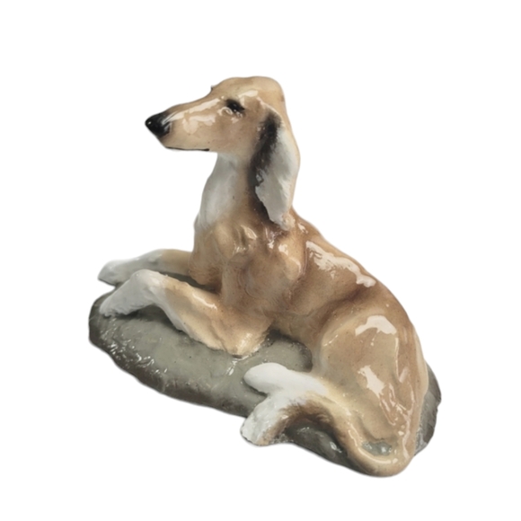 Ceramic Suluki Dog Figurine by Artist Ron Hevener 4"L x 2.5"H x 2"W - Picture 6 of 9